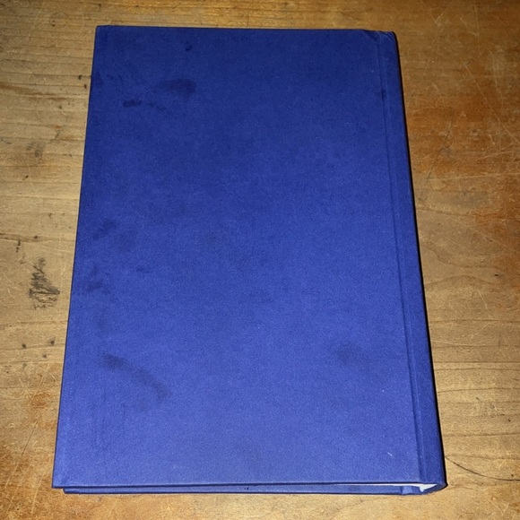 'The Match' Coffee Table Book - Black and Orange - Picture 14 of 15